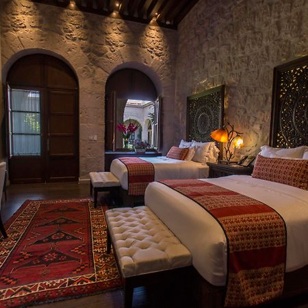 Hotel De La Soledad Морелия Екстериор снимка