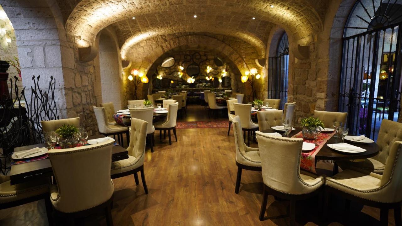 Hotel De La Soledad Морелия Екстериор снимка