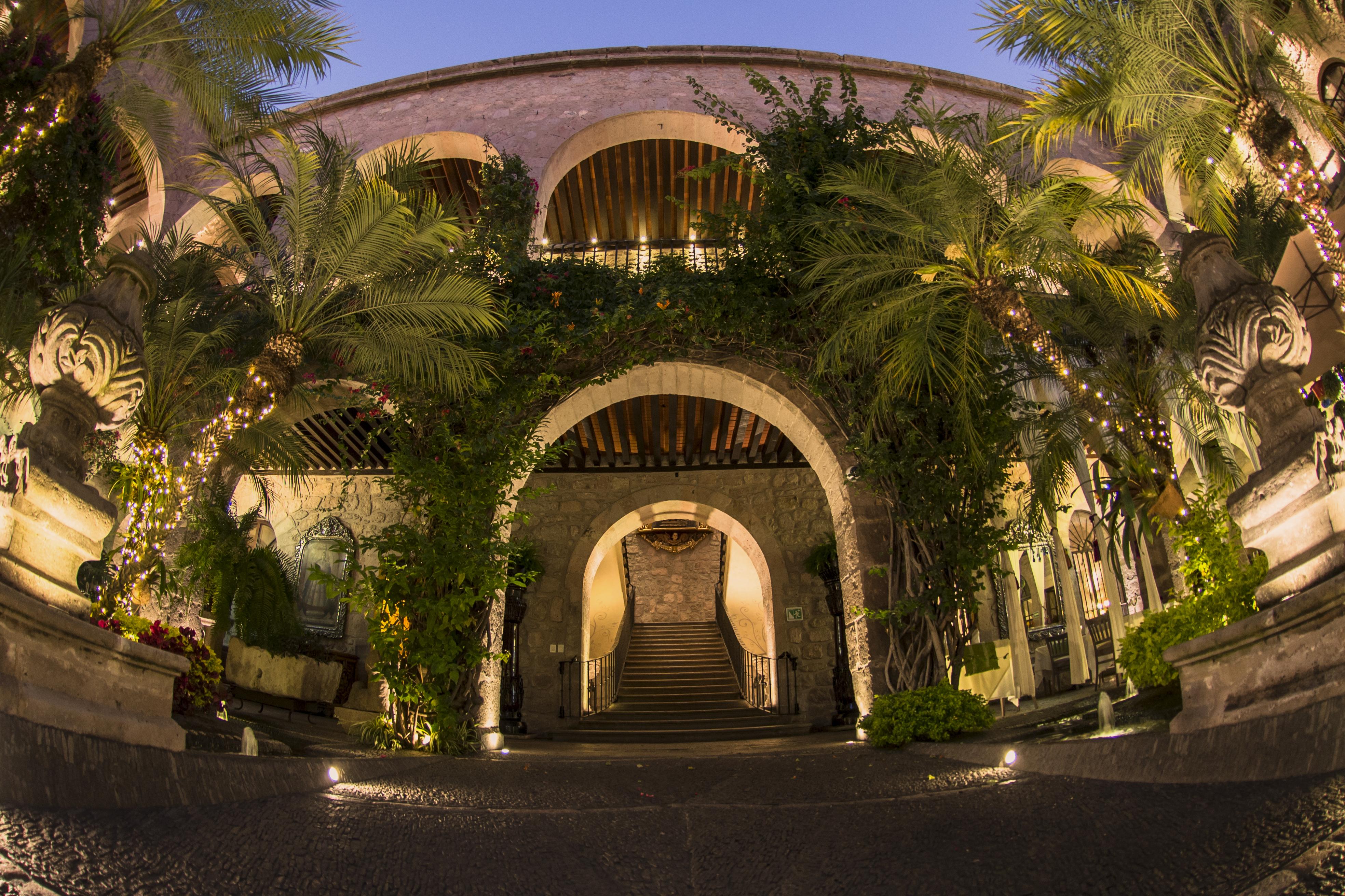Hotel De La Soledad Морелия Екстериор снимка