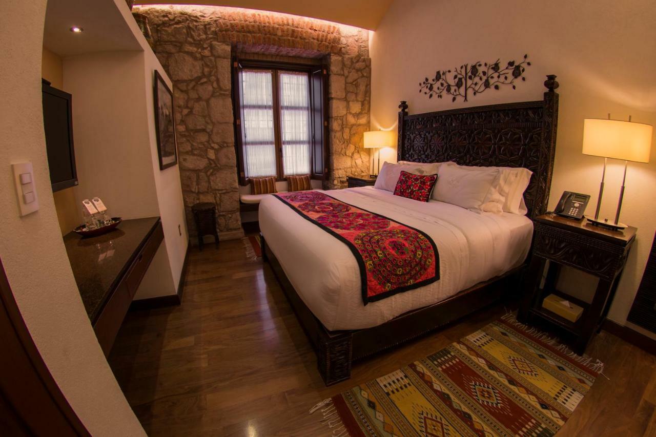 Hotel De La Soledad Морелия Екстериор снимка
